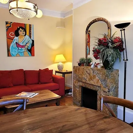 Appartement Zassiettes Et Titin *